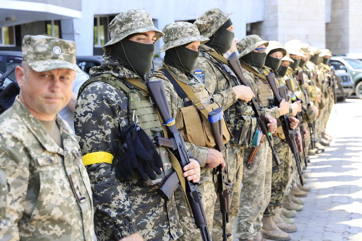 Борис Филатов: «Днепр уже передал военным почти 350 маневровых авто» 2