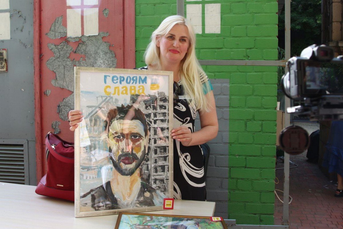 Школьники Днепра собрали 230 тысяч гривен для больниц, в которых лечатся дети переселенцы 14