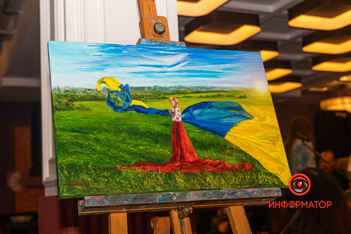 Картина, которую выставили на благотворительный аукцион