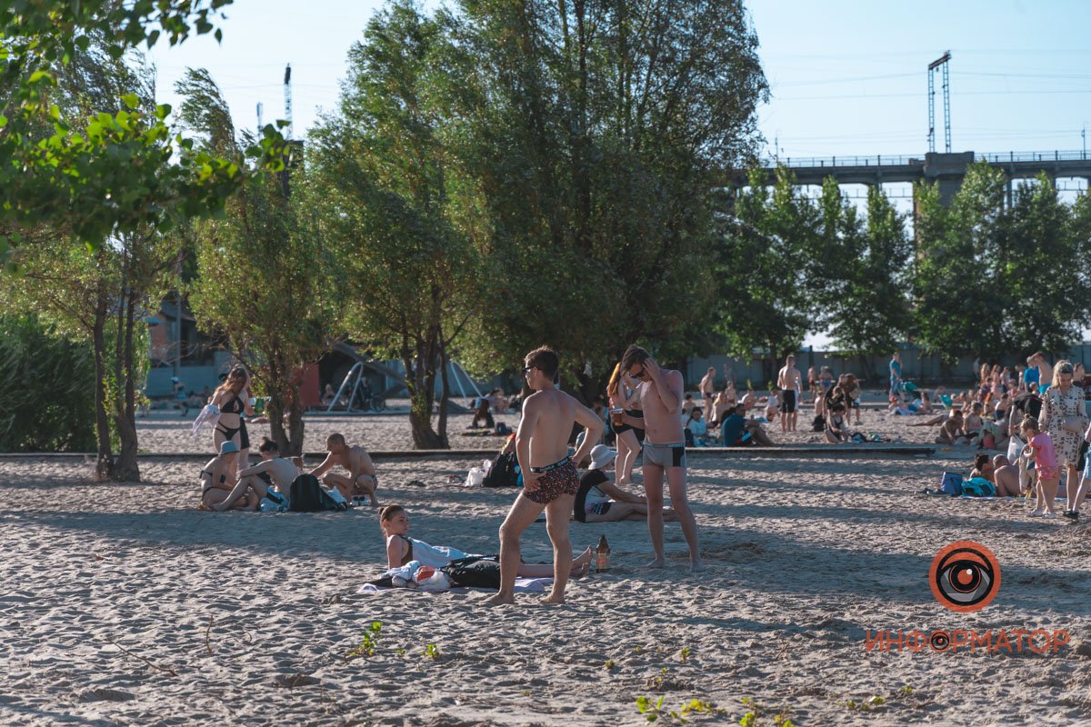 Напомним, купальный сезона в городе не открывали Напомним, купальный сезона в городе не открывали