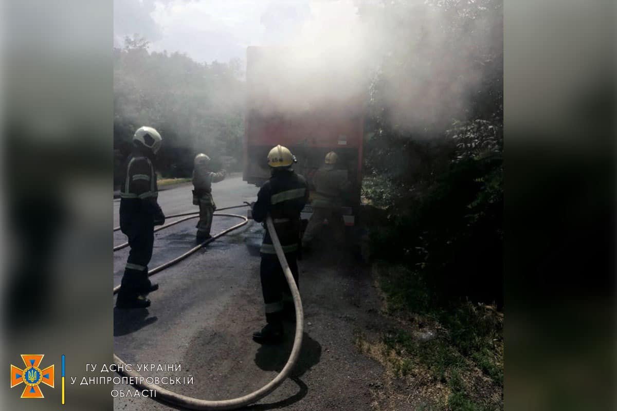 Пожар локализован в 12:21 и ликвидирован в 12:28 Пожар локализован в 12:21 и ликвидирован в 12:28
