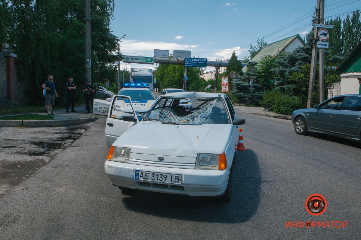 В Днепре на Любарского ЗАЗ "Таврия" сбила мужчину 1