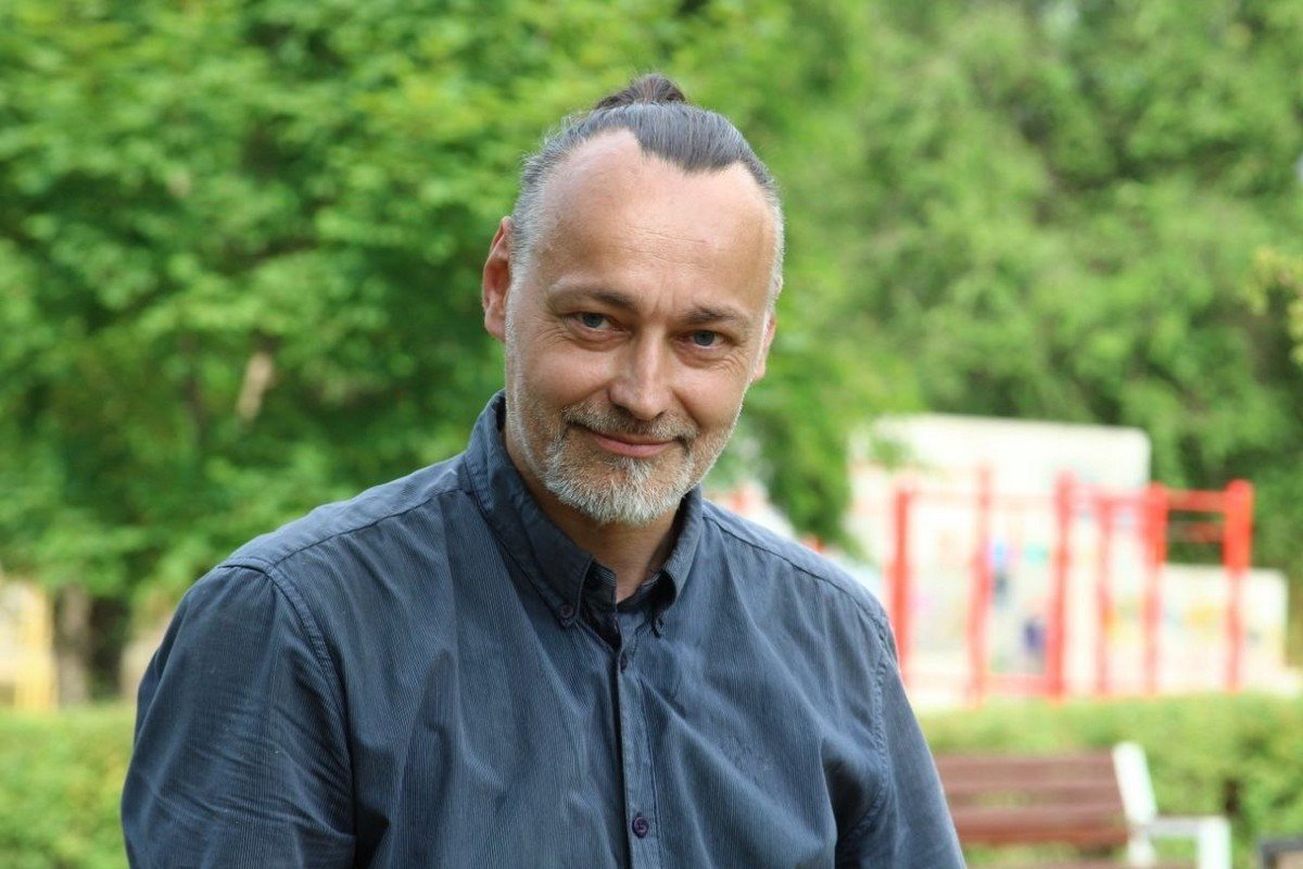 В Днепре в Новокодакском парке переселенцы высадили аллею павловний в знак благодарности 7