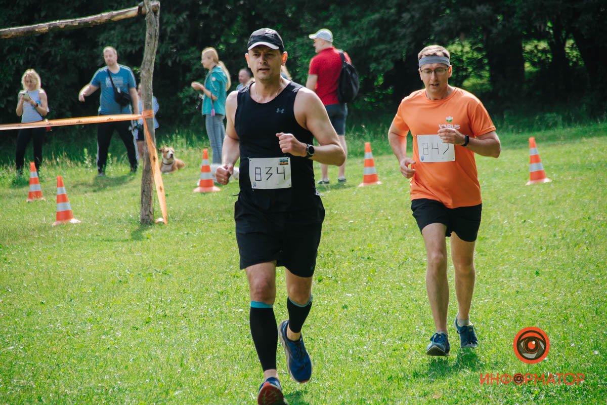 Летящей походкой Летящей походкой