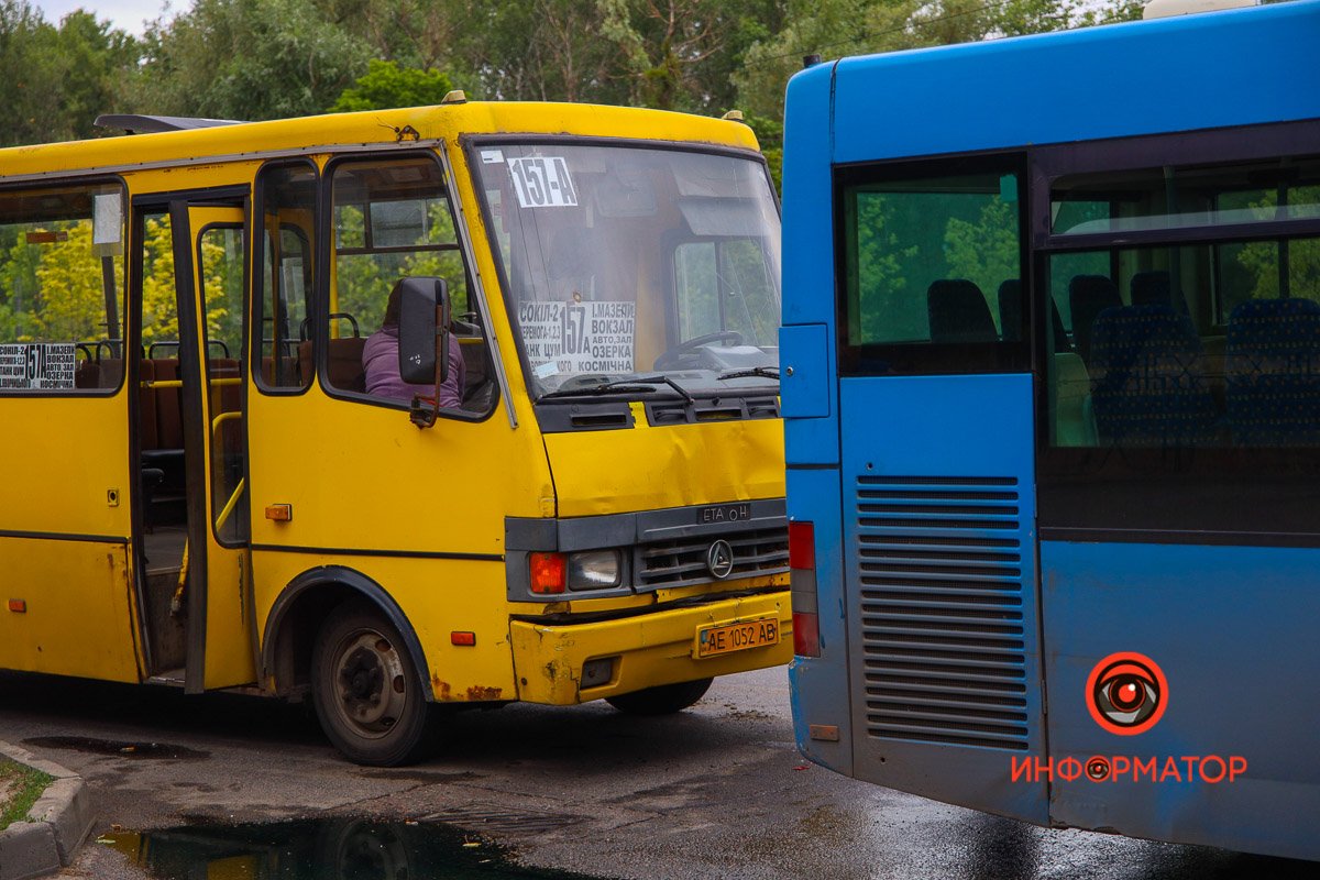 Возле дома №102б Возле дома №102б