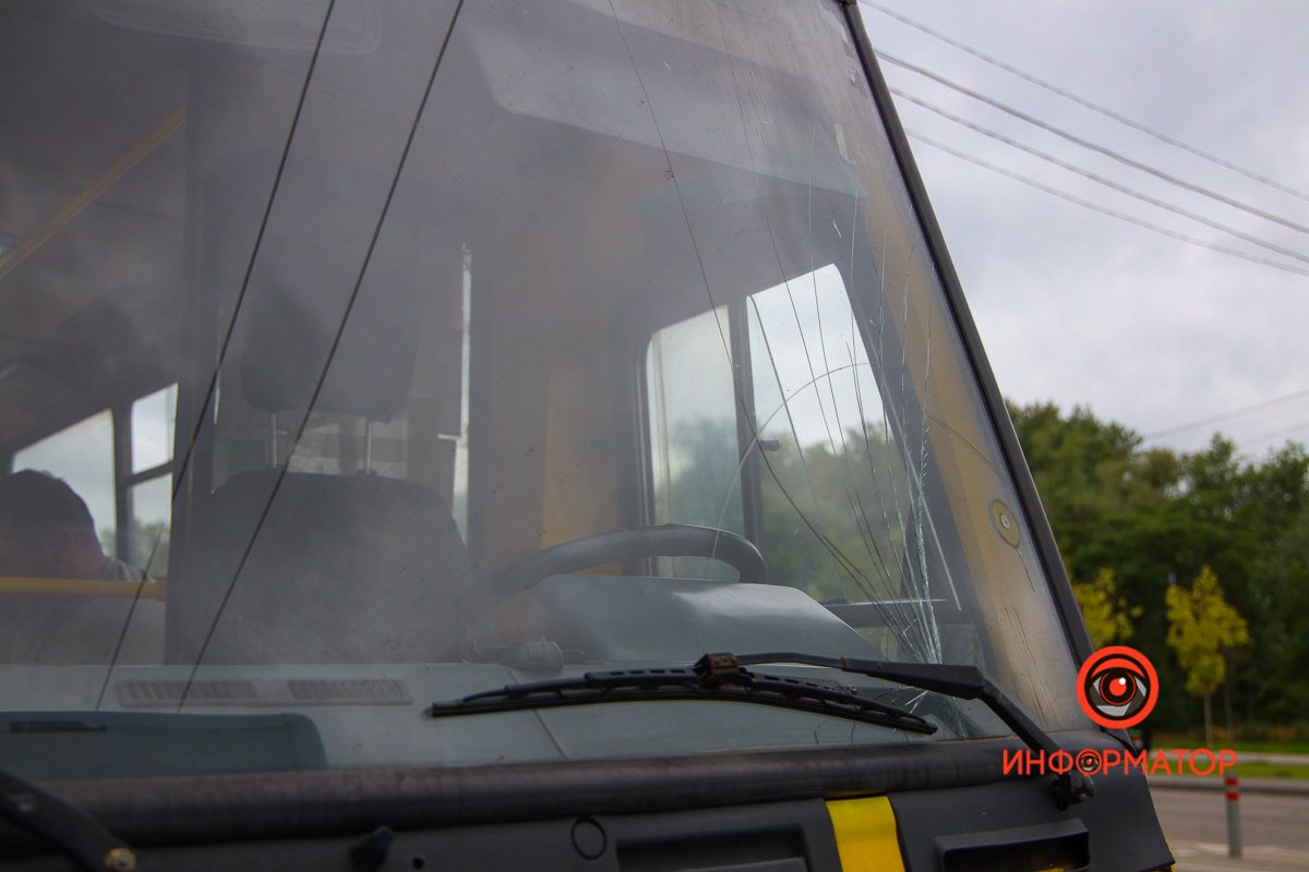 Перед остановкой общественного транспорта Перед остановкой общественного транспорта