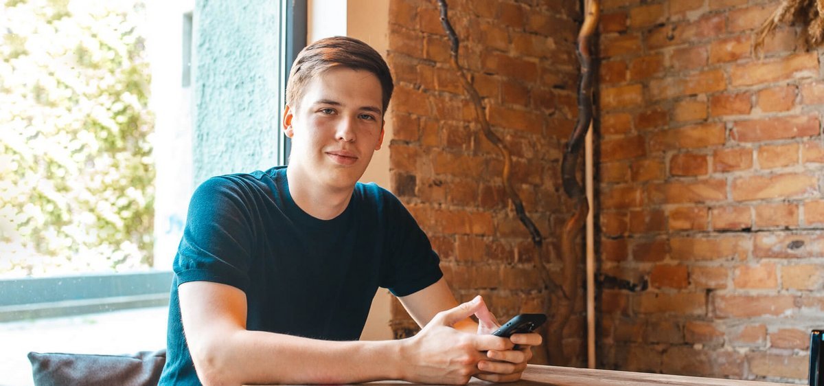 Сотни тысяч читателей и миллионные сборы на благотворительность: кто такой Лачен и что он пишет 2