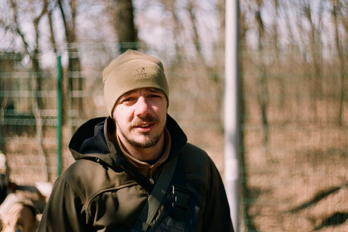 Война сквозь объектив: Защитник из Днепра поделился фотографиями с фронта, сделанными на пленку 63