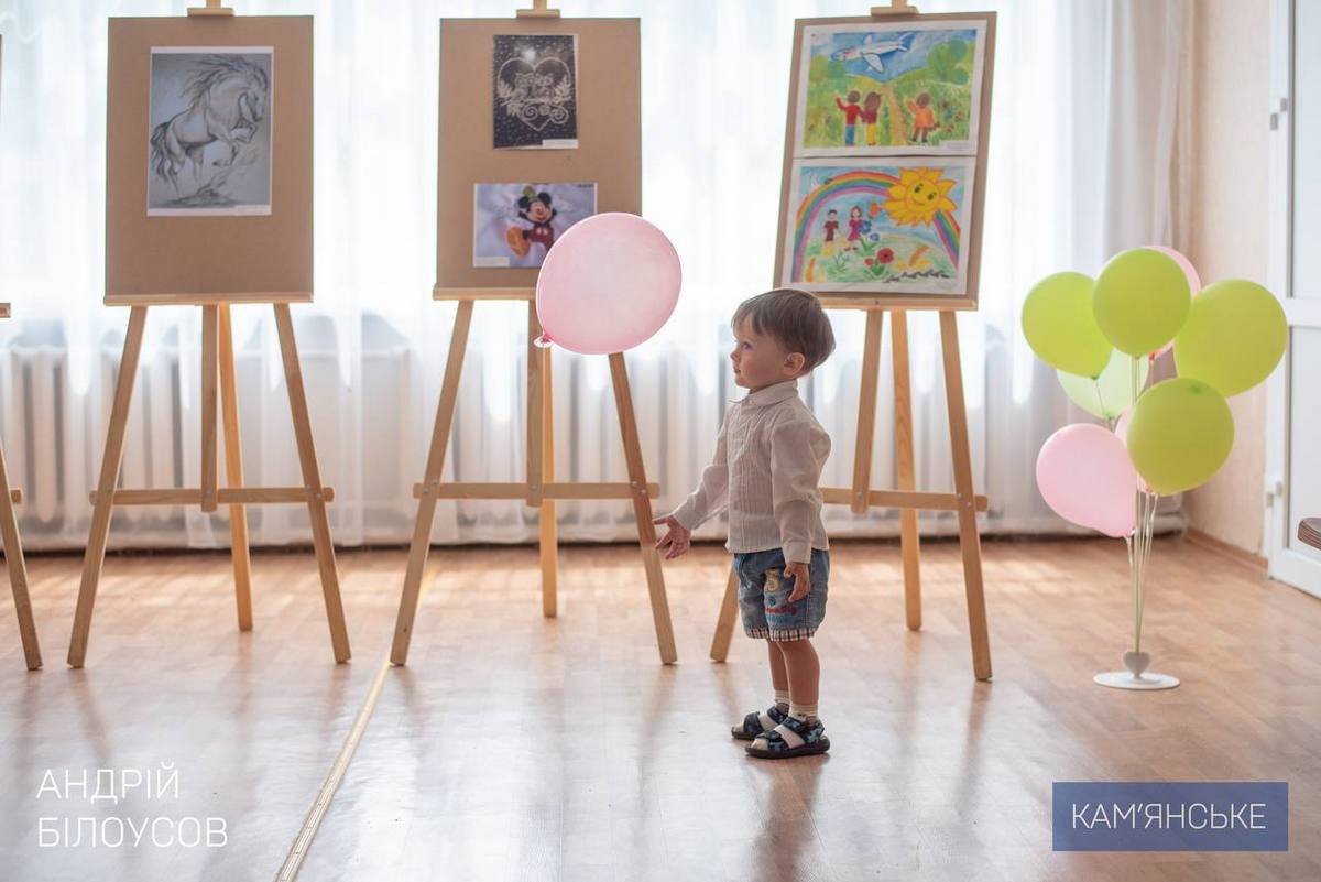 В Каменском прошел фестиваль искусств "Повір у себе" 6