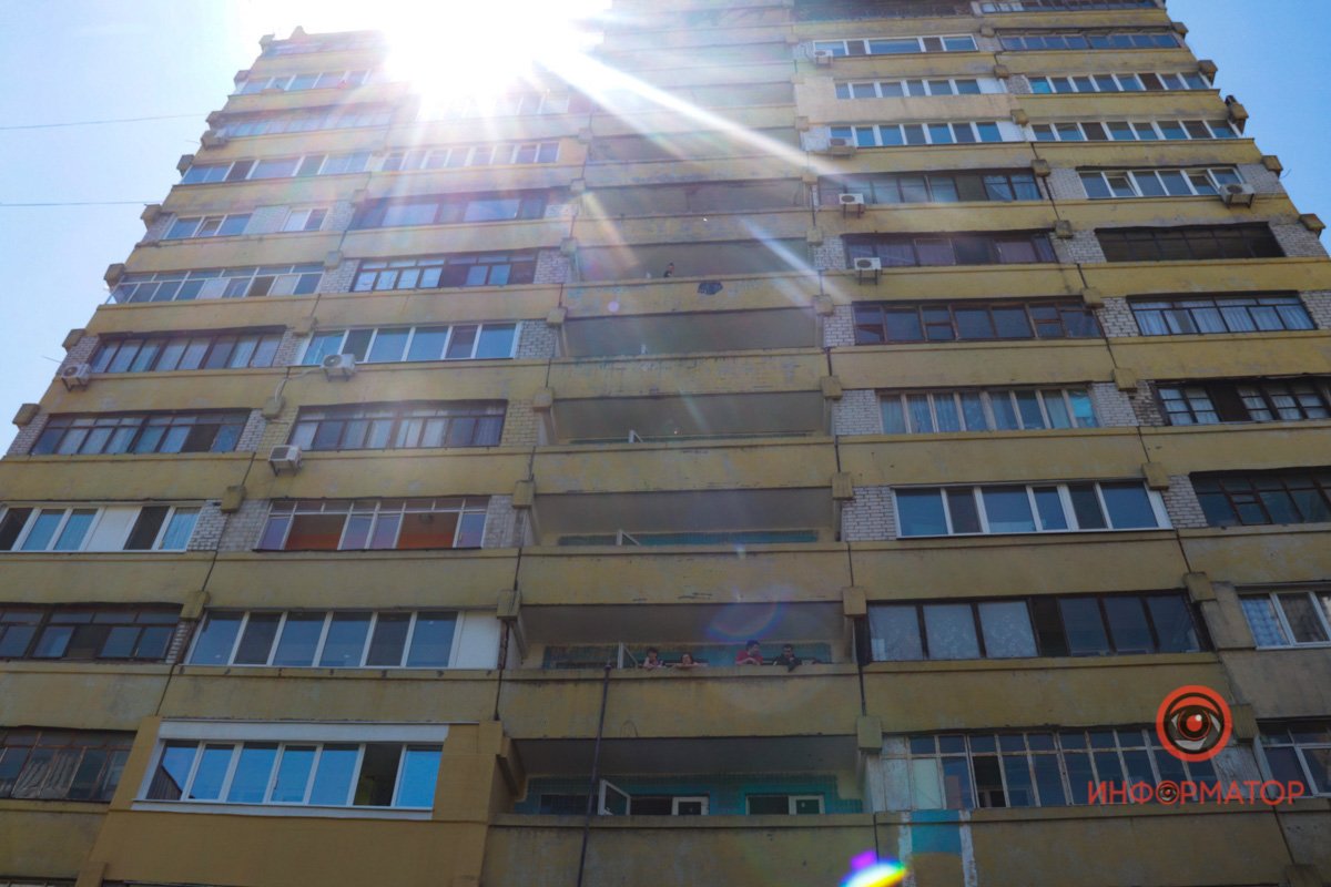 На место оперативно прибыли спасатели На место оперативно прибыли спасатели