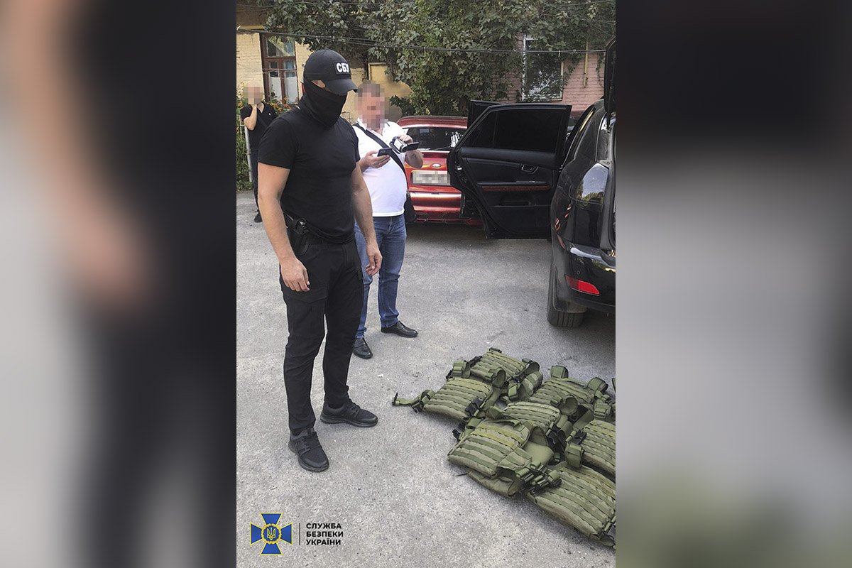 Установлено, что военное снаряжение было передано в качестве гуманитарной помощи бойцам Вооруженных Сил Украины из Республики Польша Установлено, что военное снаряжение было передано в качестве гуманитарной помощи бойцам Вооруженных Сил Украины из Республики Польша