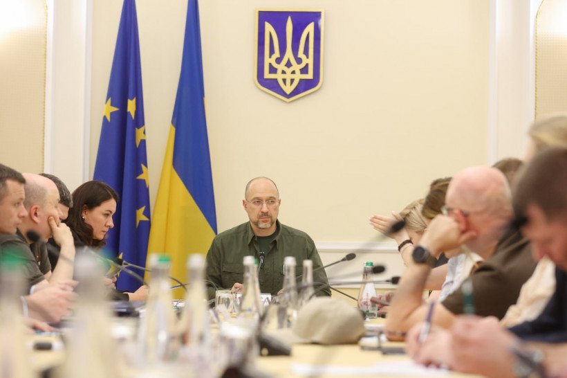 Мэр Днепра Филатов о Кабмине: «Если лошадь сдохла, перестаньте на ней скакать. Тем более на переправе» 2