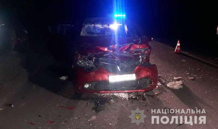 Пострадали еще по три человека из Audi и Renault Пострадали еще по три человека из Audi и Renault