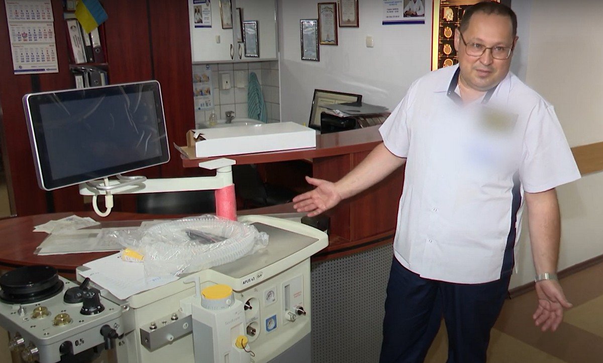 Обладнання та ліки ще на 1,2 мільйонів гривень передали військовим та цивільним лікарям Фонди Віктора та Олени Пінчуків 1