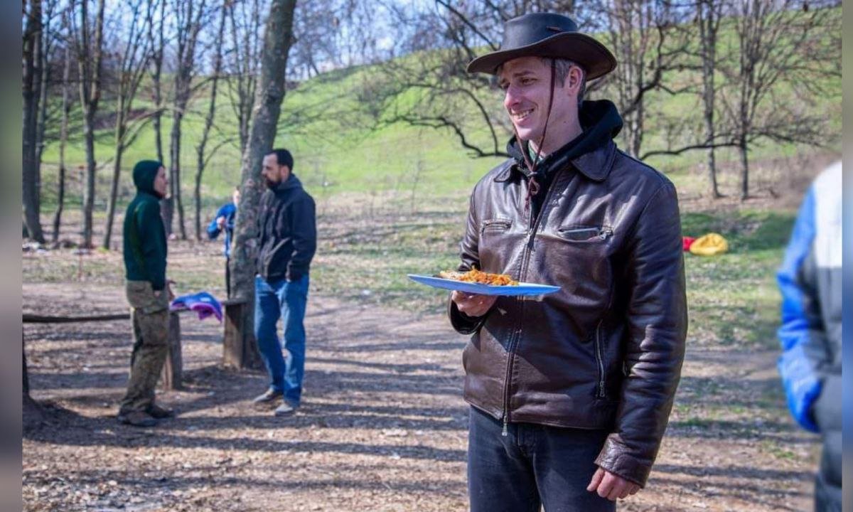 С марта не выходит на связь: пропал волонтер из Днепра, который ехал в Мариуполь эвакуировать людей 1