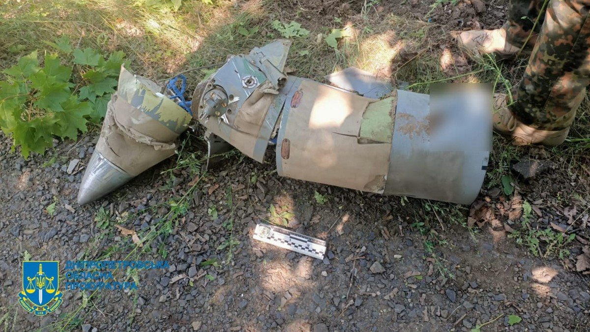 В результате обстрела Кривого Рога погибла работница детского сада и 20-летняя спортсменка: начали расследование 3