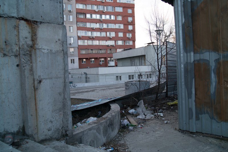 Страх, позор и опасность для жизни: бульвар в центре Днепра превратился в свалку 10