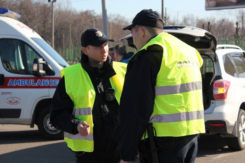 ДТП на Запорожском шоссе: ВАЗ и Subaru не поделили дорогу 6