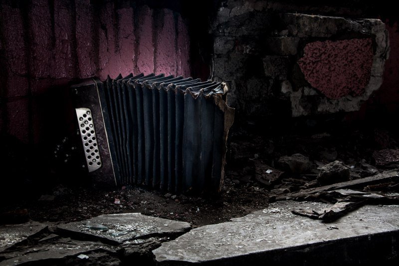 Взгляд изнутри: как сейчас выглядит заброшенный ДК Ильича 8