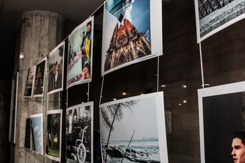 В метрополитене Днепра открыли модную выставку 6