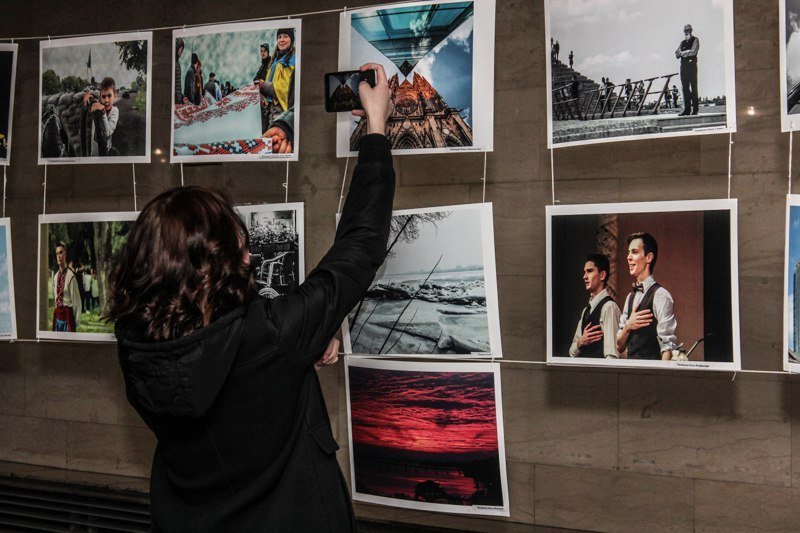 В метрополитене Днепра открыли модную выставку 7