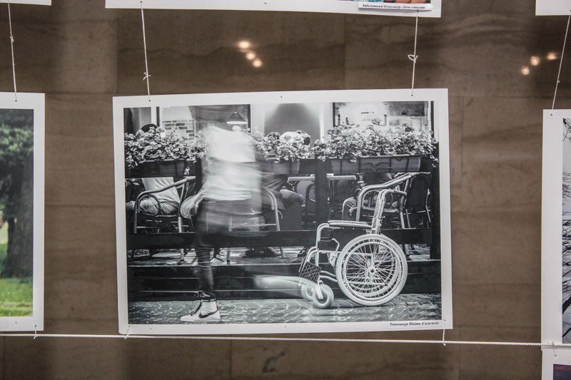 В метрополитене Днепра открыли модную выставку 8