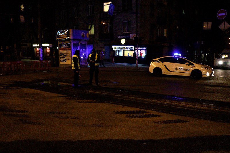 Получи ответ: почему перекрыли улицу Титова 4