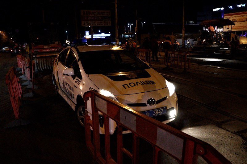 Получи ответ: почему перекрыли улицу Титова 5