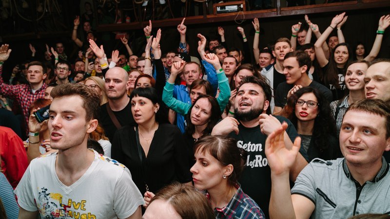 В Днепре зажгли Тартак: как это было 9