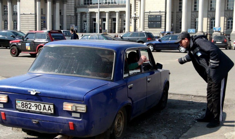 Борьба с беззаконием: парковка возле ж/д вокзала в Днепре стала бесплатной 7