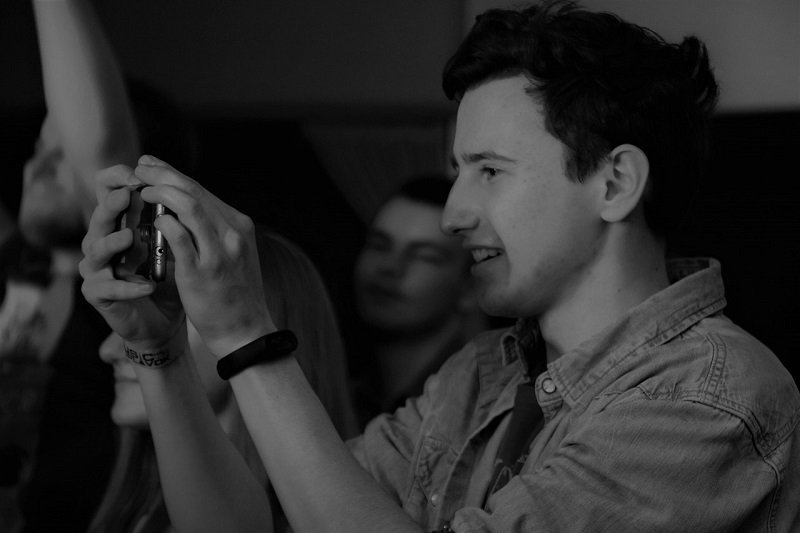 Исполнитель из США Rocky Leon посетил Днепр с концертом: как это было 7