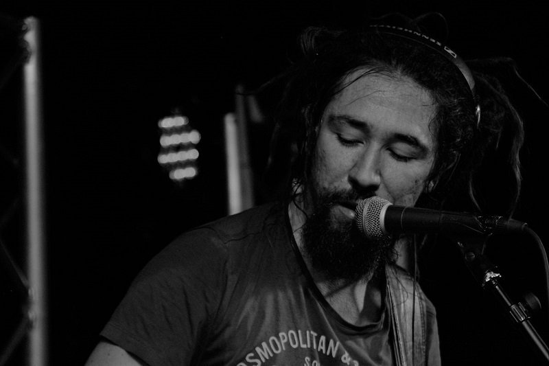 Исполнитель из США Rocky Leon посетил Днепр с концертом: как это было 14