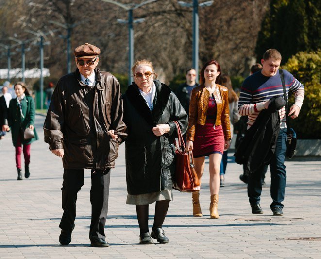 Солнце, птички и люди в футболках: в Днепр пришла настоящая весна 22