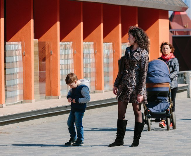 Солнце, птички и люди в футболках: в Днепр пришла настоящая весна 23