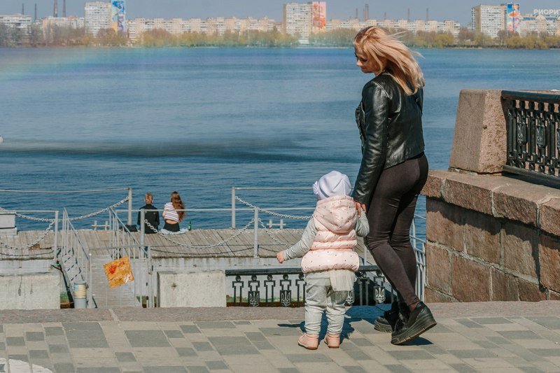 Солнце, птички и люди в футболках: в Днепр пришла настоящая весна 28