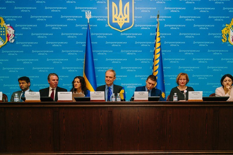 В Днепр прибыла Европейская делегация для помощи городу и области 6