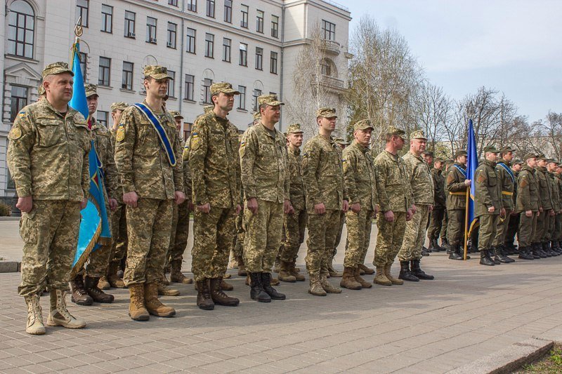 Весенний призыв: в Днепре и области больше тысячи юношей отправились в армию 2