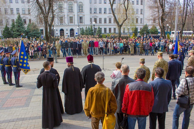 Весенний призыв: в Днепре и области больше тысячи юношей отправились в армию 10