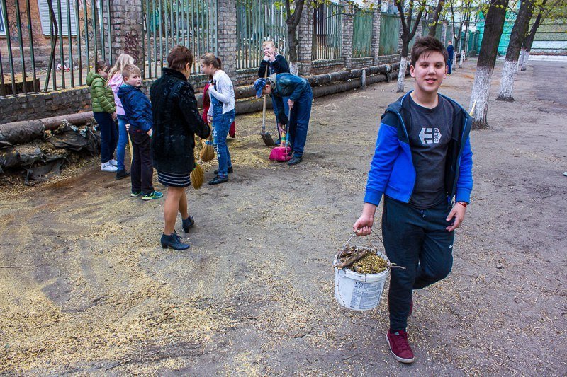 Субботник в Днепре: чистим-чистим и вычистим 6