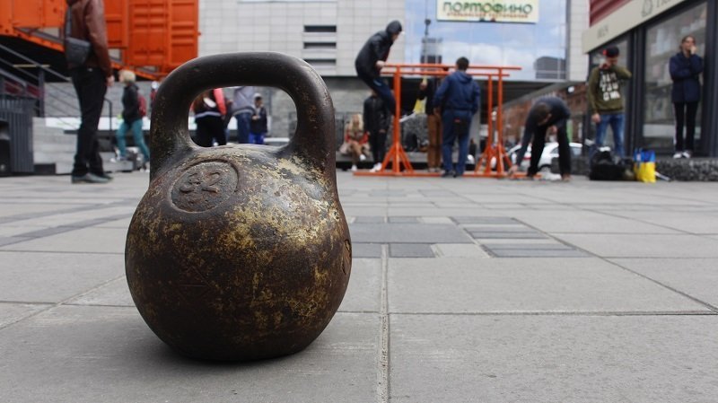 В центре Днепра прошли соревнования по Street Workout 1