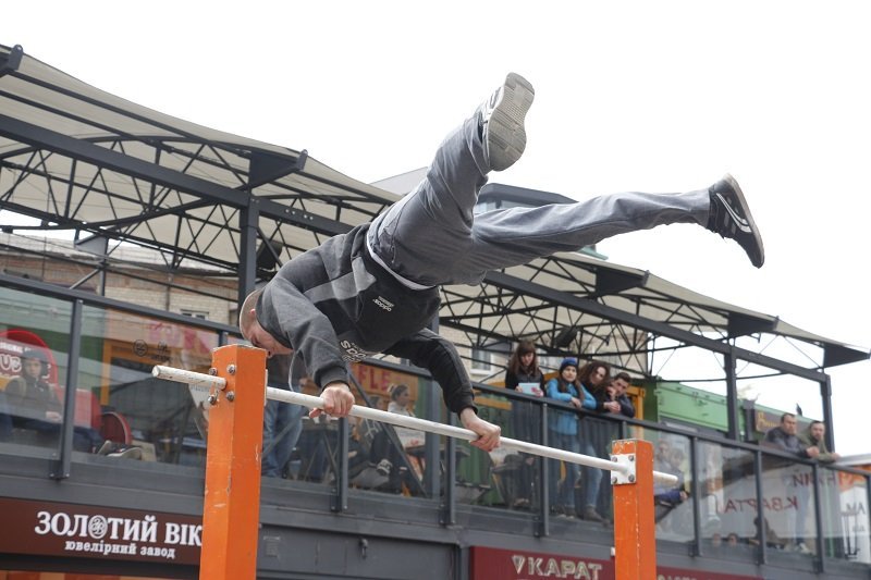 В центре Днепра прошли соревнования по Street Workout 3