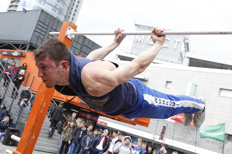 В центре Днепра прошли соревнования по Street Workout 4