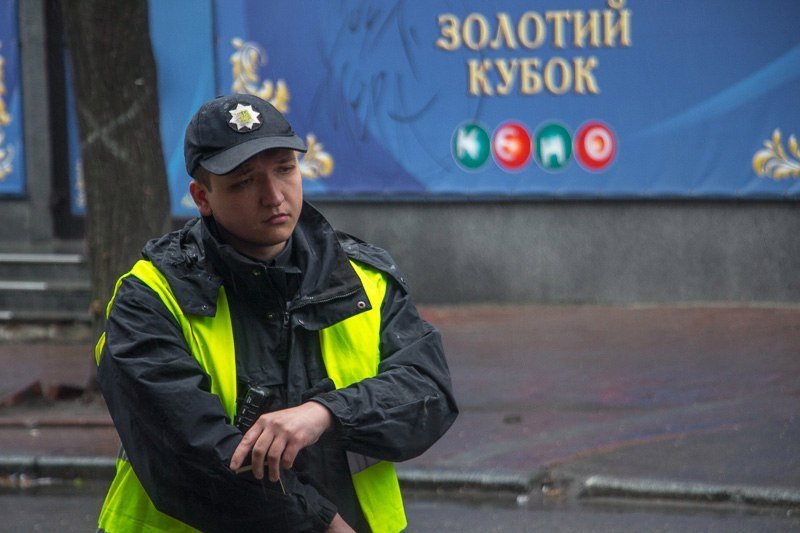 В Днепре на Воскресенской столкнулись два автомобиля 4