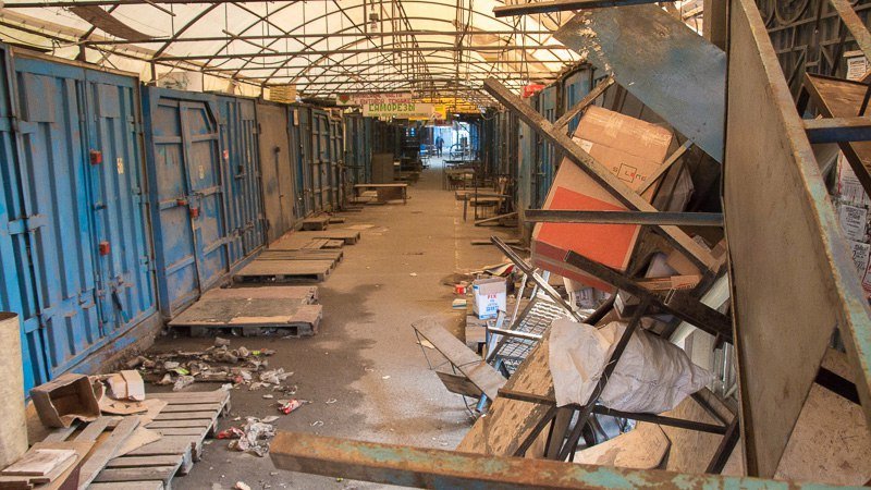 Баррикады и люди в балаклавах: что на самом деле произошло на Березинском рынке 5