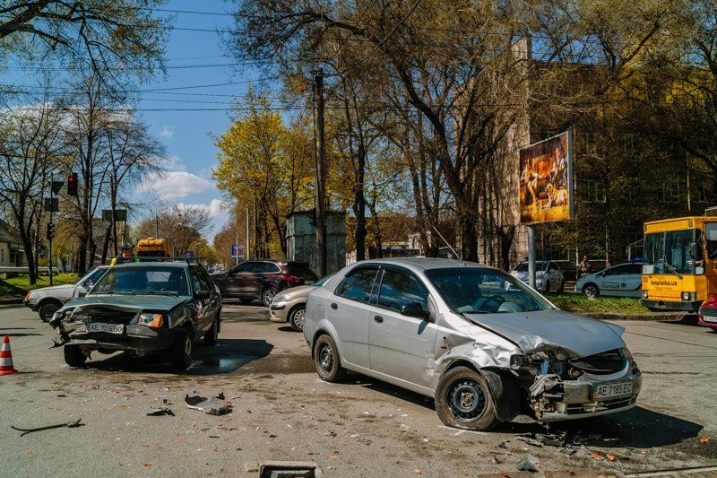 На перекрестке Шмидта и Свердлова сразу две аварии: пострадал ребенок 5