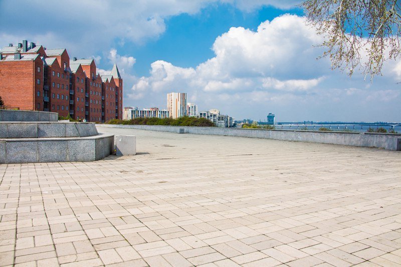 Зелень, спокойствие и красота: прогулка по аллеям парка Шевченко 21