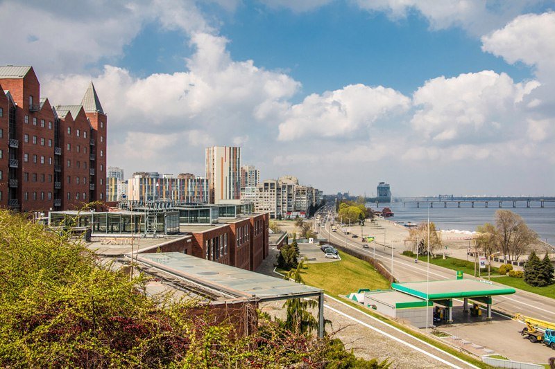 Зелень, спокойствие и красота: прогулка по аллеям парка Шевченко 29