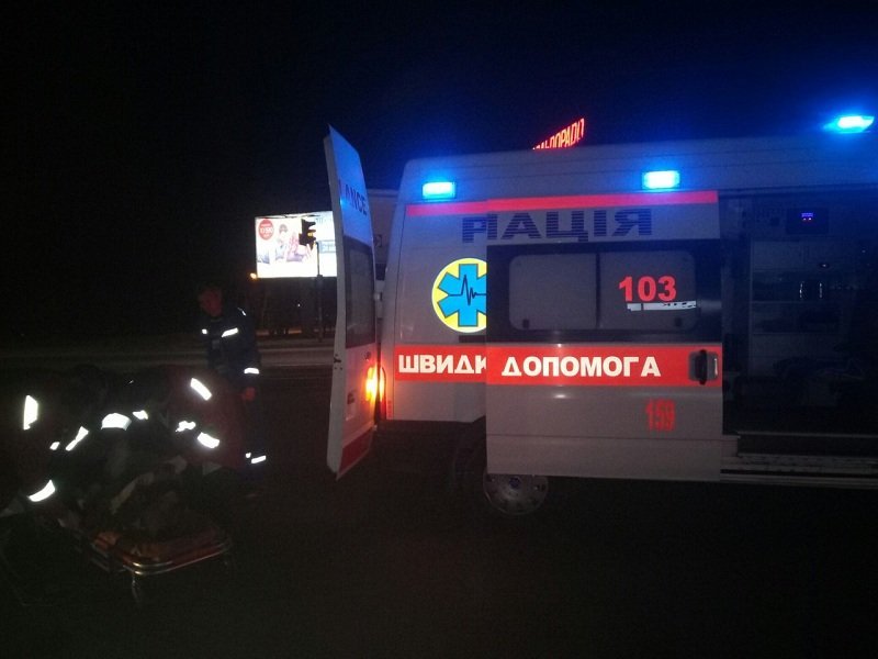 ДТП на проспекте Богдана Хмельницкого: мужчине раздробило голову 3