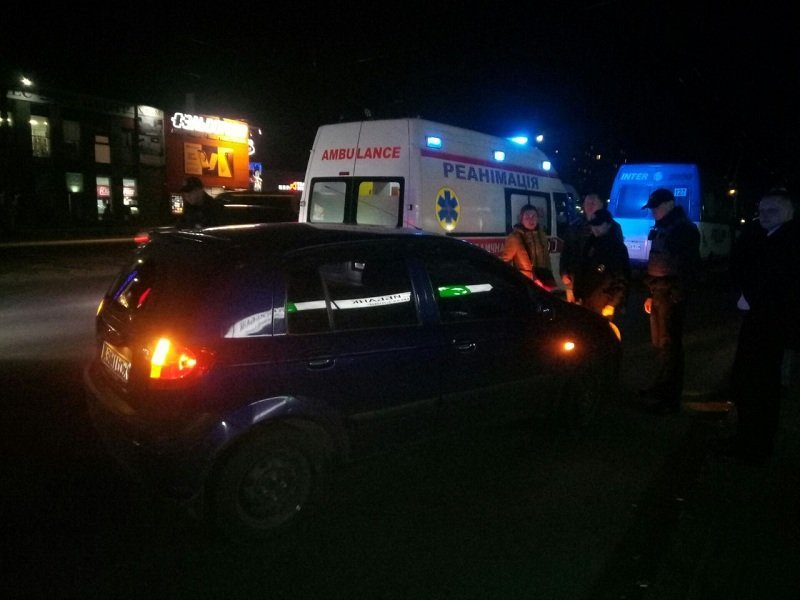 ДТП на проспекте Богдана Хмельницкого: мужчине раздробило голову 6
