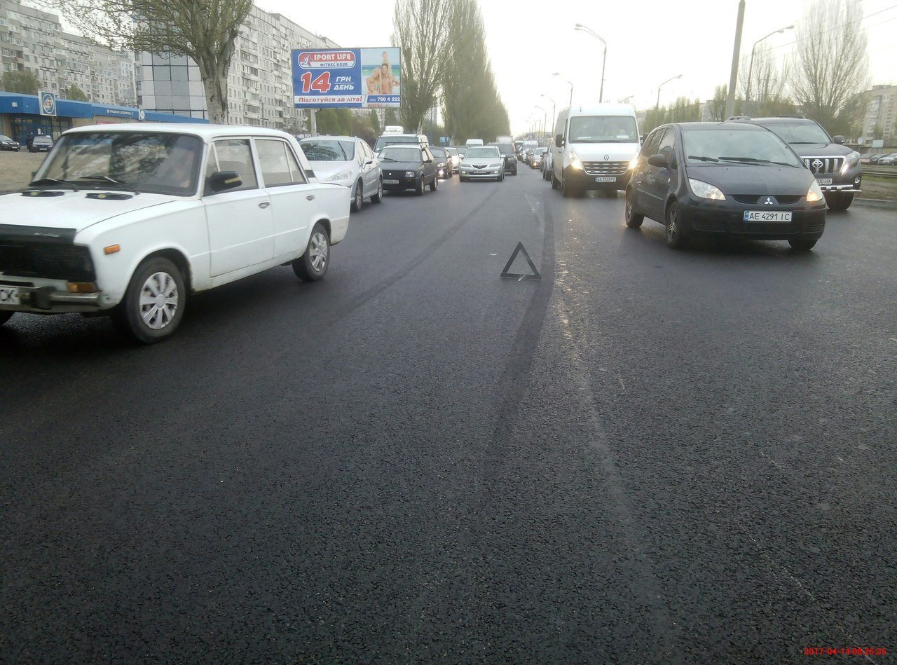 ДТП на Донецком шоссе: Chevrolet сбил бабушку на скутере 2